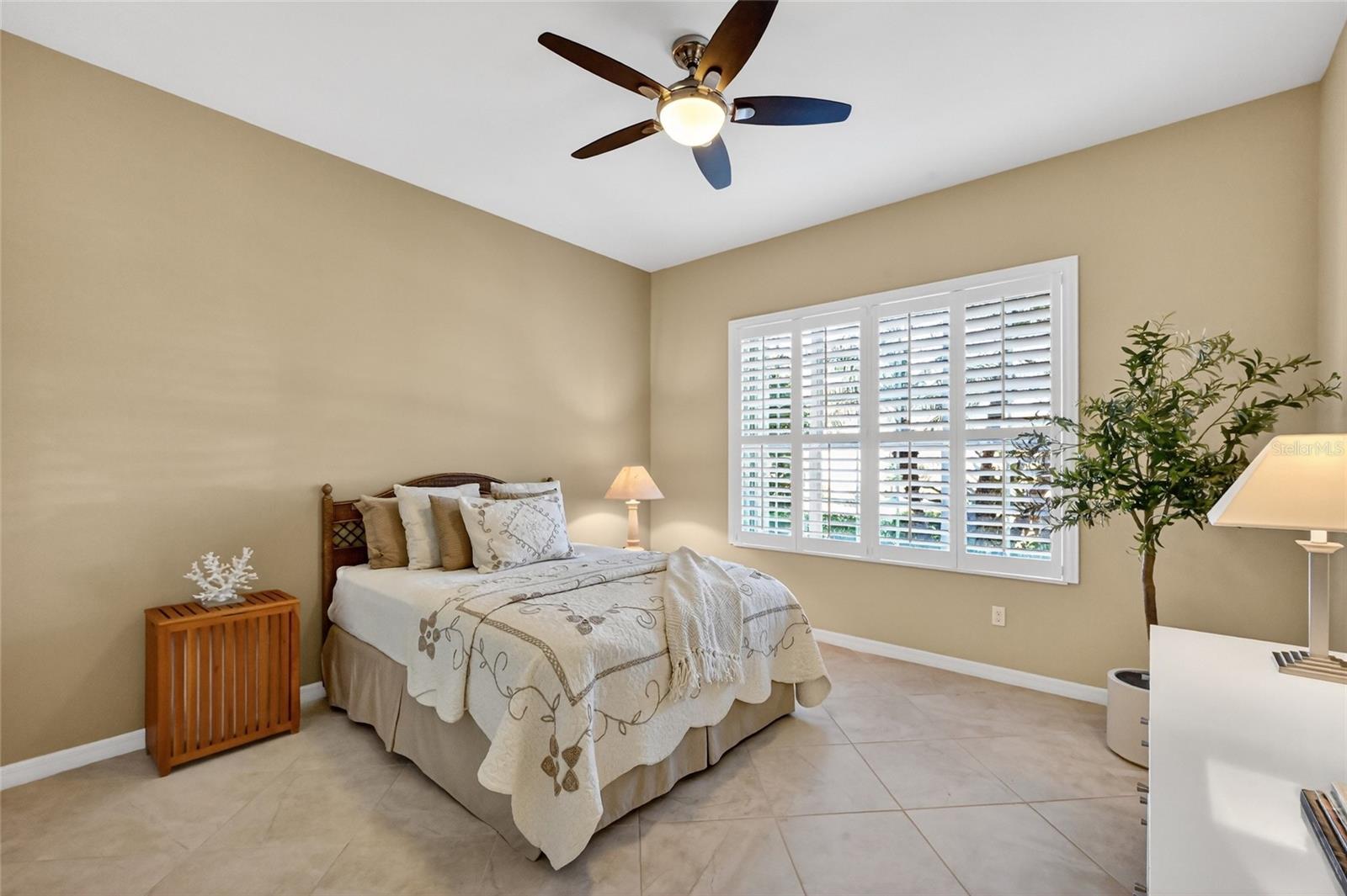 COUNTRY CLUB EAST AT LAKEWD RNCH QQ1 1 - Residential