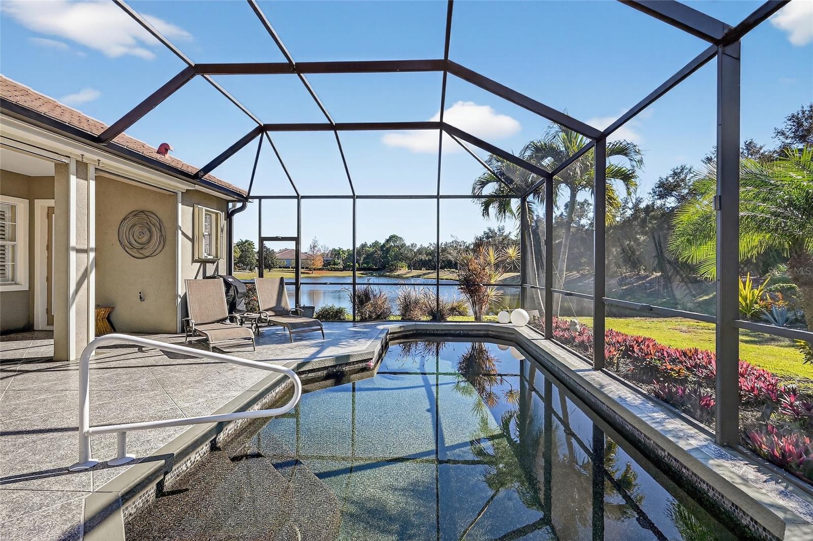 COUNTRY CLUB EAST AT LAKEWD RNCH QQ1 1 - Residential