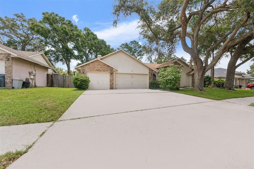 Photo of 3001 Folklore Drive, Valrico, FL 33596 (MLS # TB8381862)