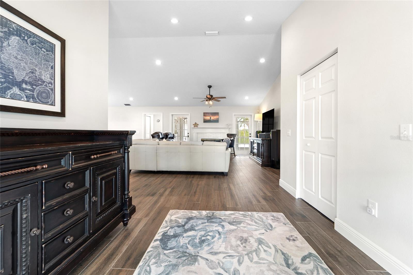 LILES & STANTON - Residential