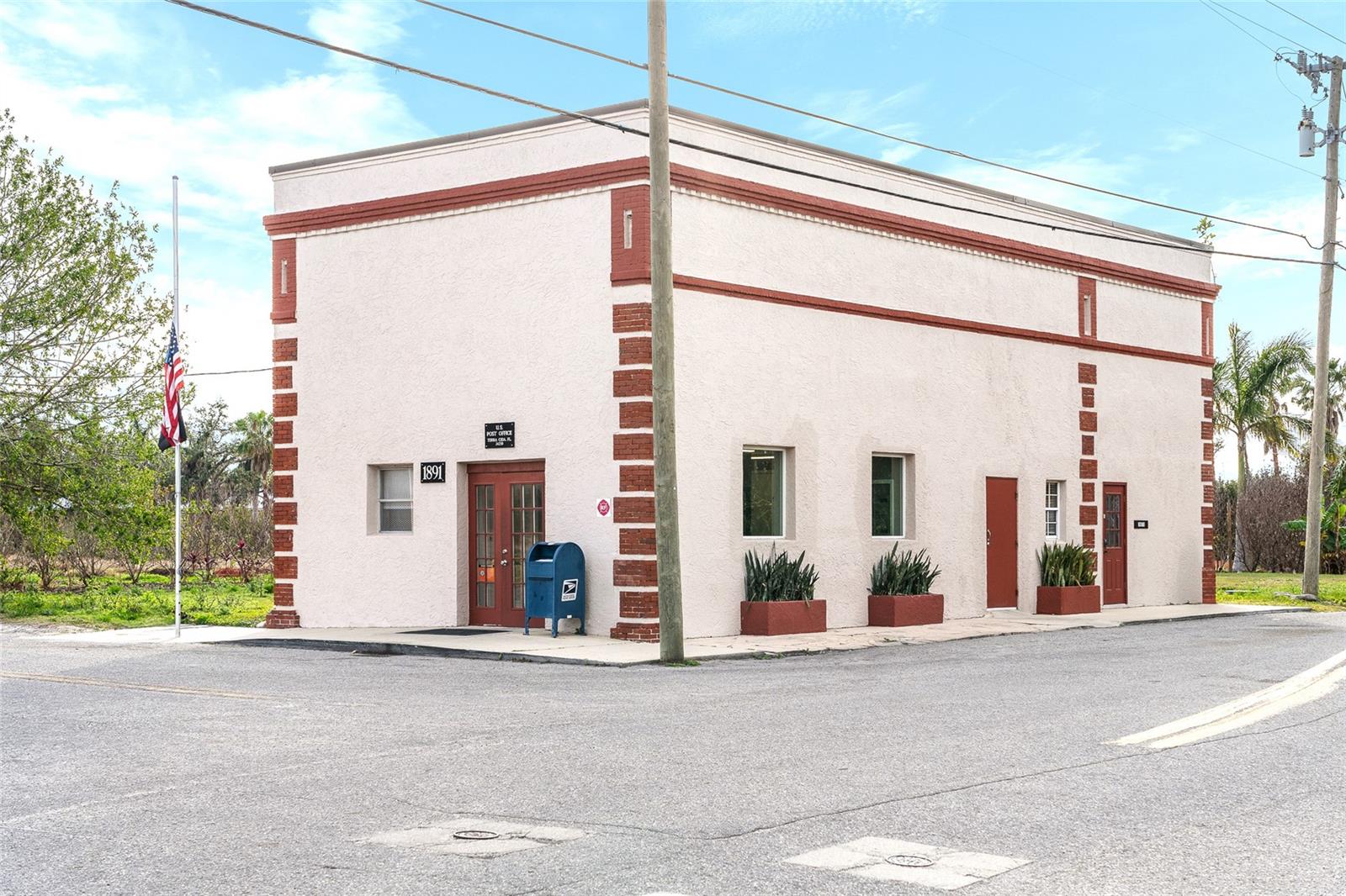 LILES & STANTON - Residential