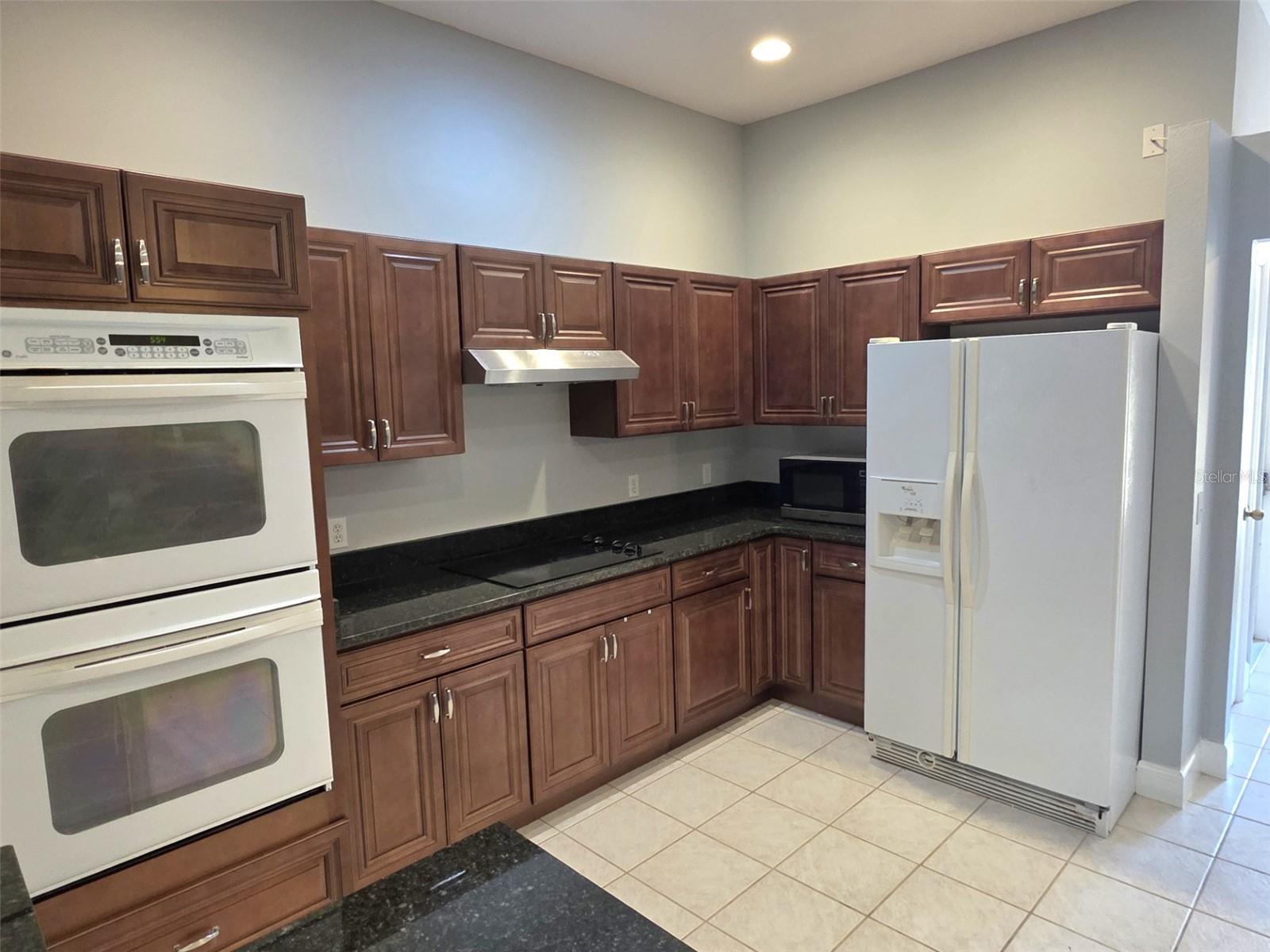 COLONY ACRES - Residential