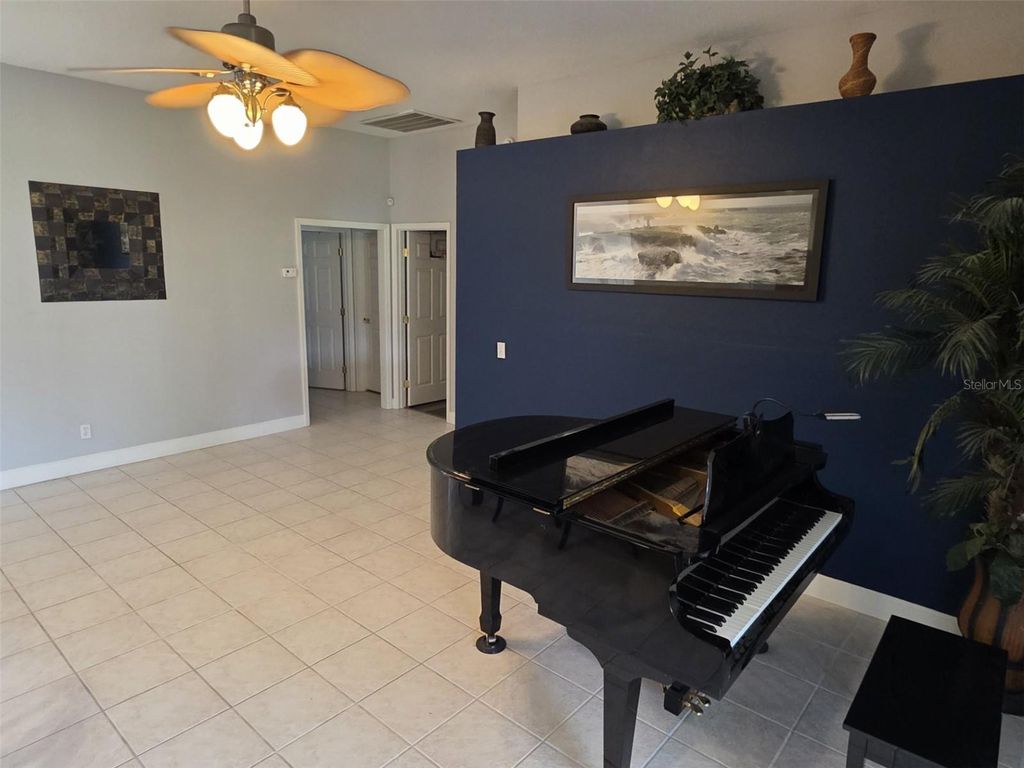 Photo of 3906 Winchester Road, Lakeland, FL 33811 (MLS # TB8502927)