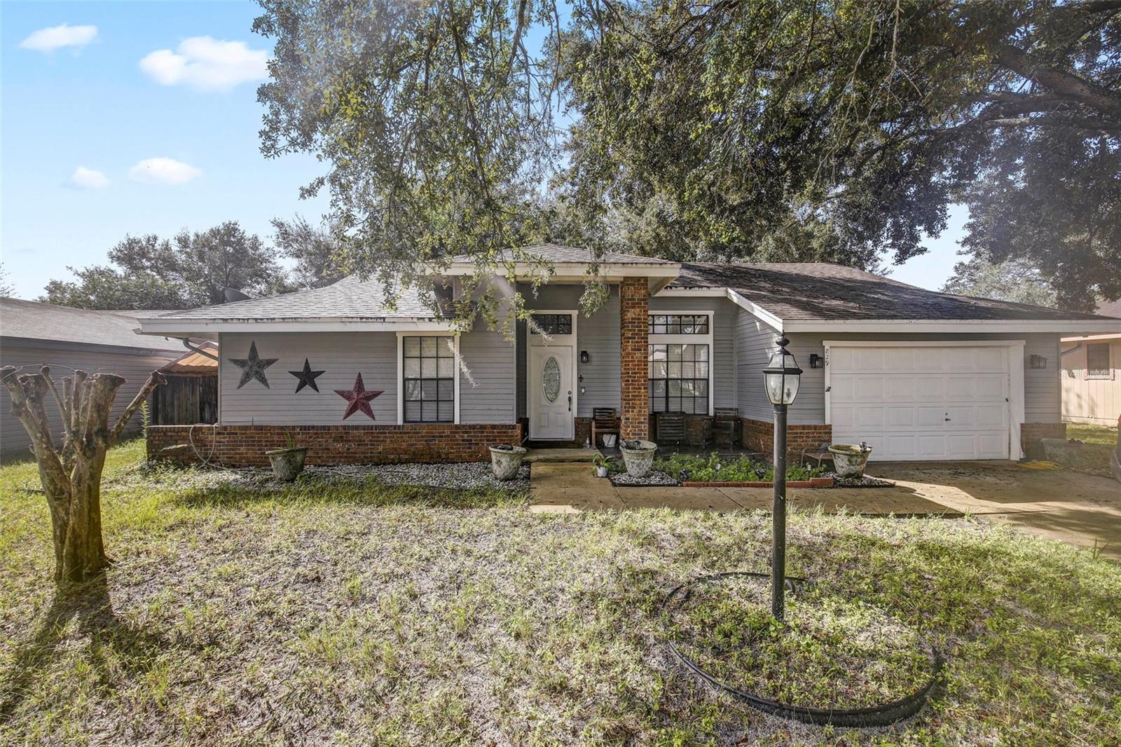 SANFORD PLACE - Residential