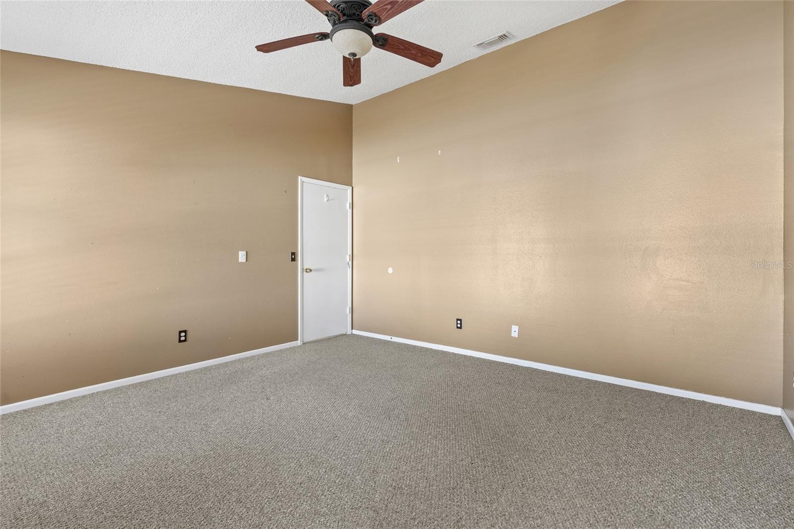 ALAFAYA WOODS PH 5 - Residential