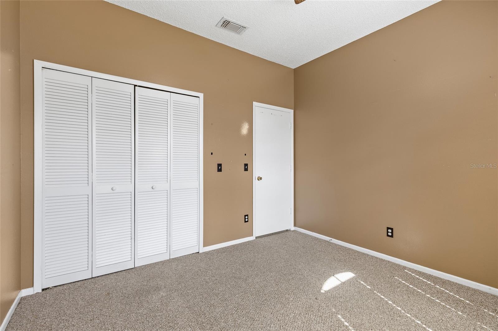 ALAFAYA WOODS PH 5 - Residential