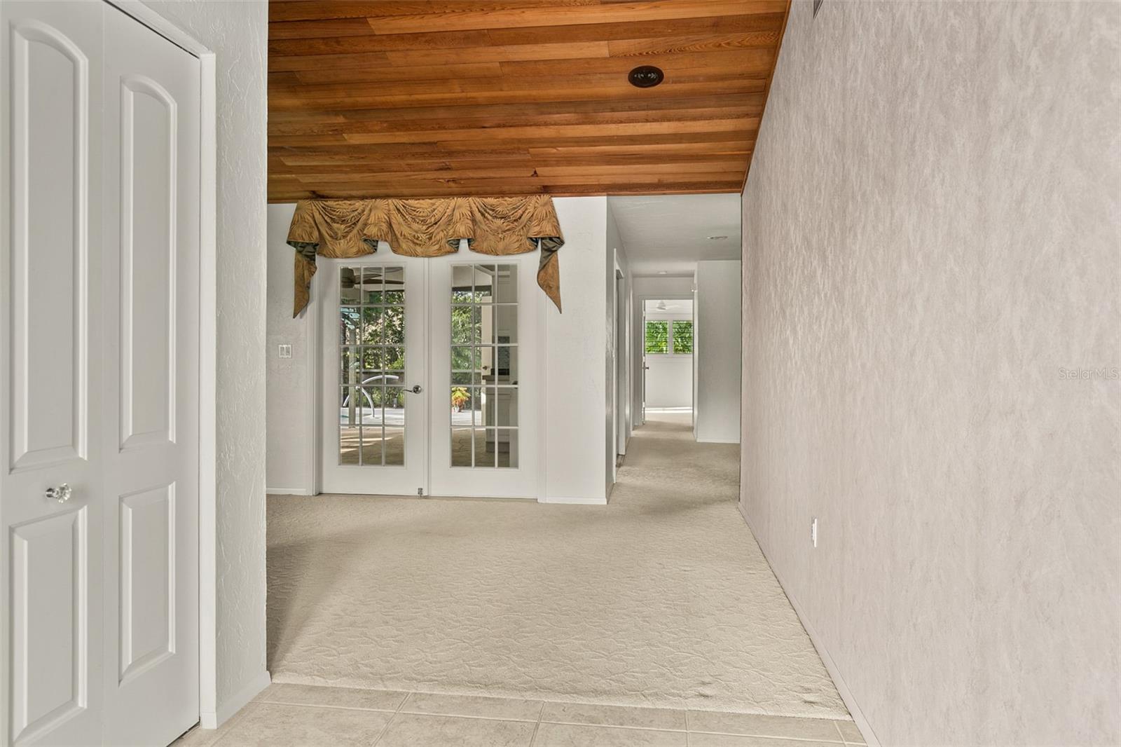 DESOTO LAKES COUNTRY CLUB COLONY 5 - Residential