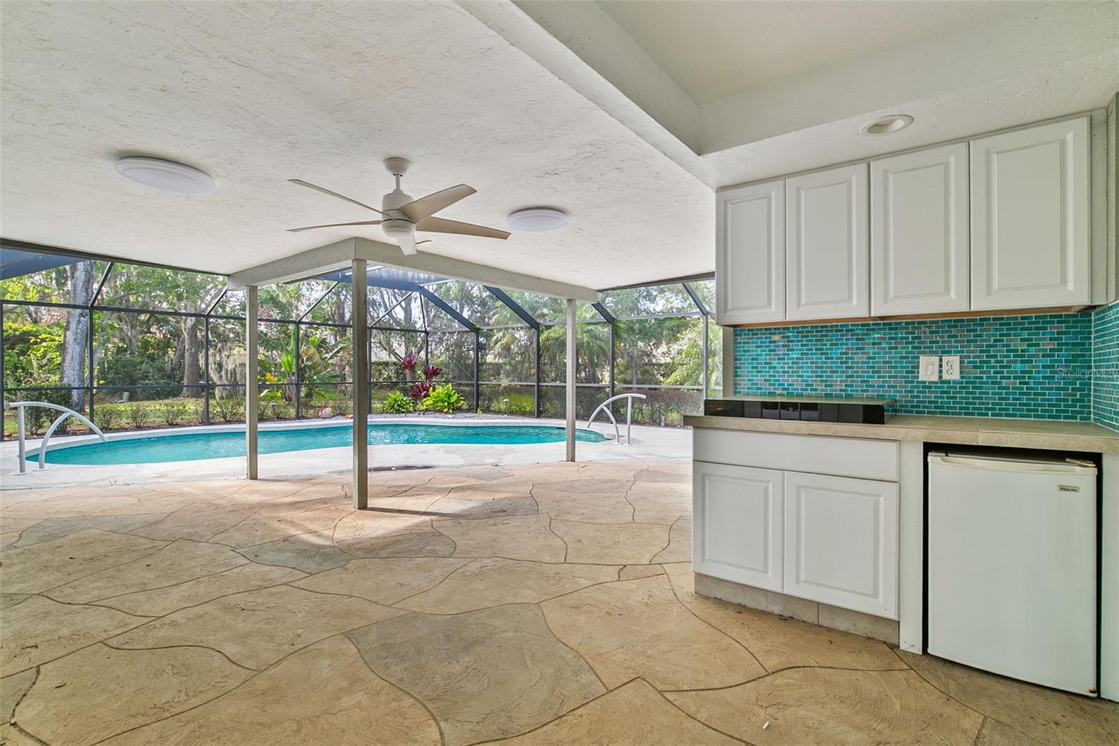 DESOTO LAKES COUNTRY CLUB COLONY 5 - Residential
