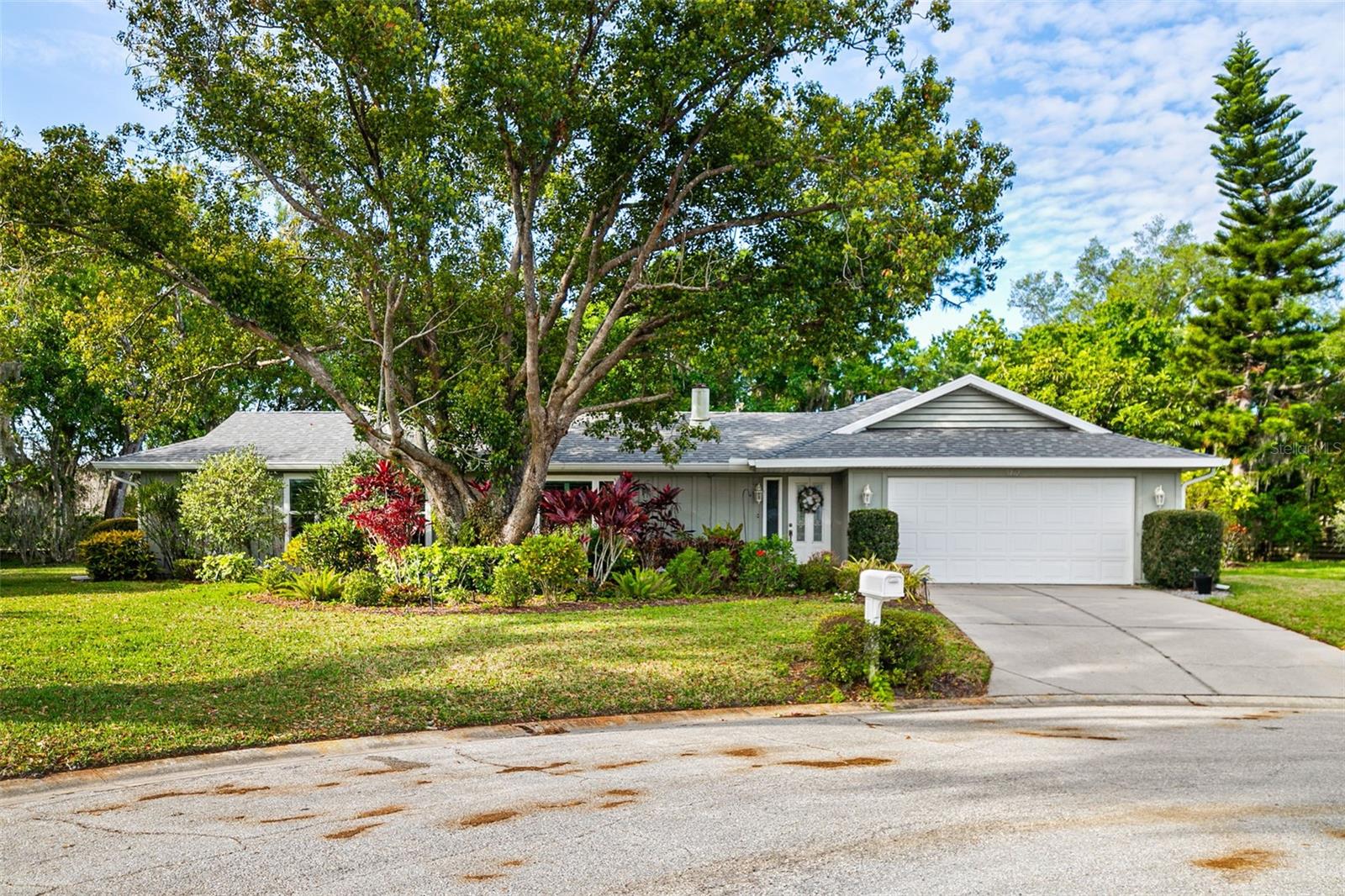 DESOTO LAKES COUNTRY CLUB COLONY 5 - Residential