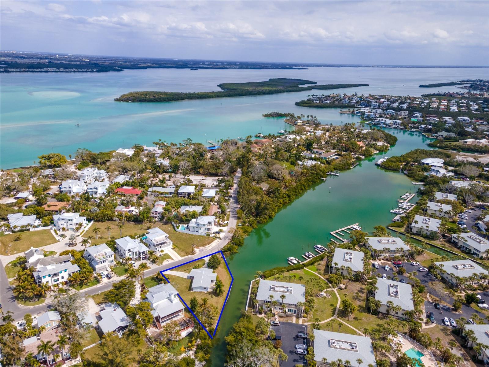 LONGBEACH ON LONGBOAT KEY - Land