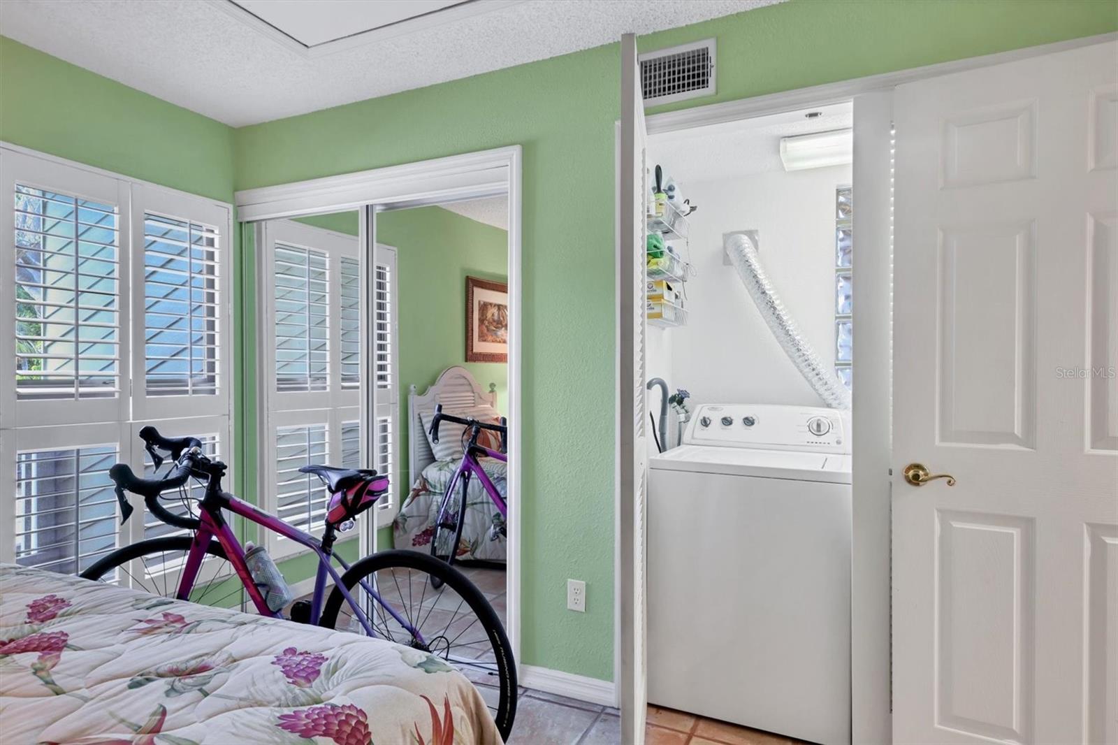 THE BANYAN BAY CLUB - Residential