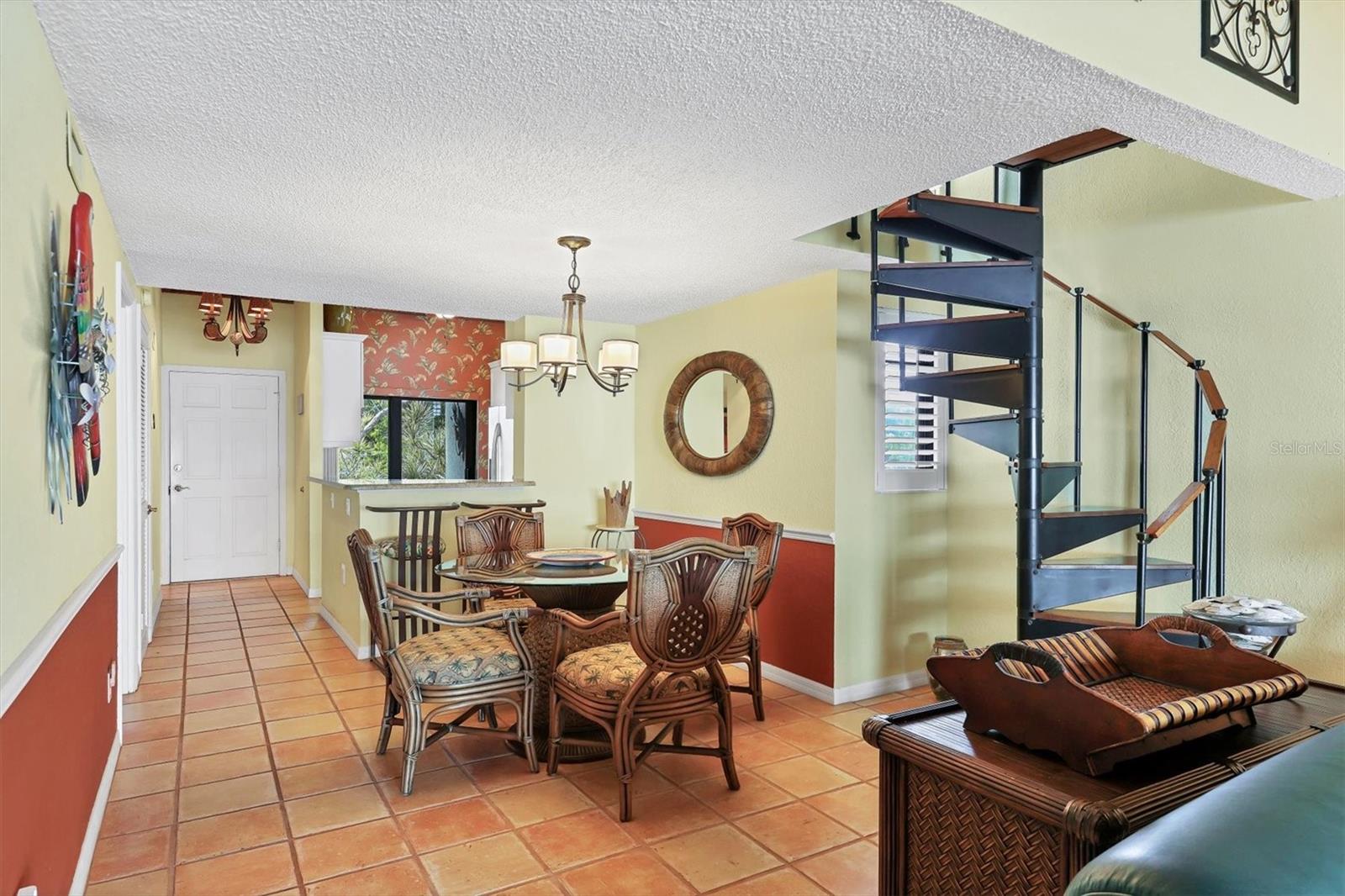 THE BANYAN BAY CLUB - Residential