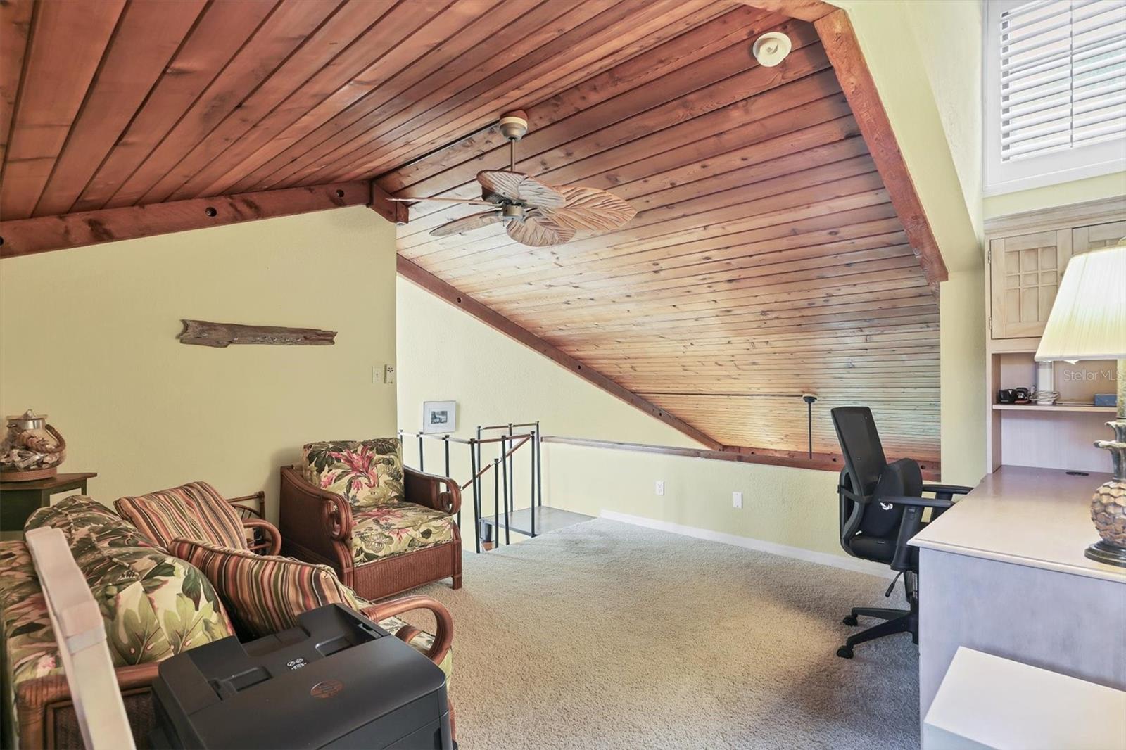 THE BANYAN BAY CLUB - Residential