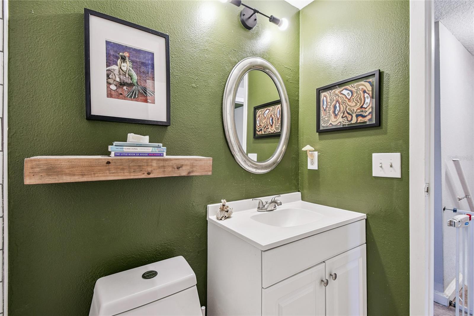 RIVERBEND MANOR - Residential