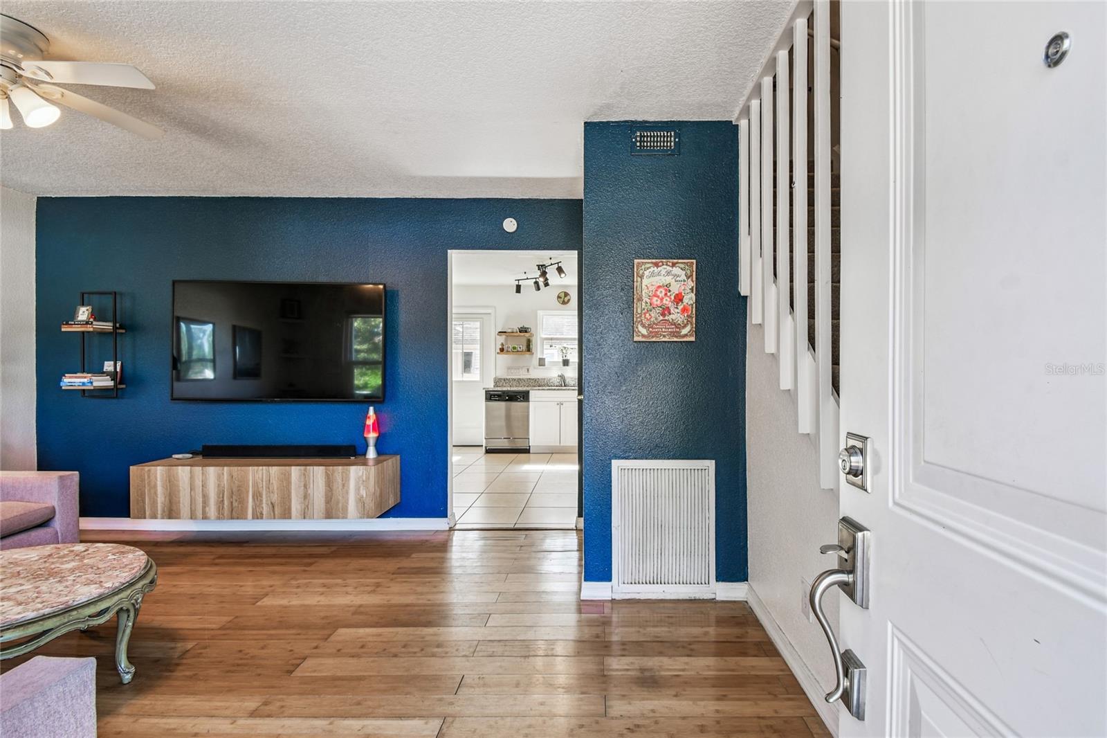 RIVERBEND MANOR - Residential