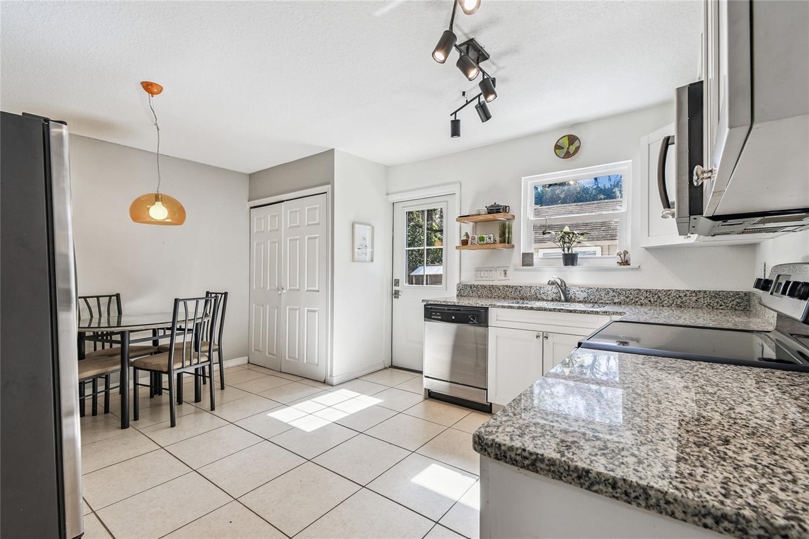 RIVERBEND MANOR - Residential