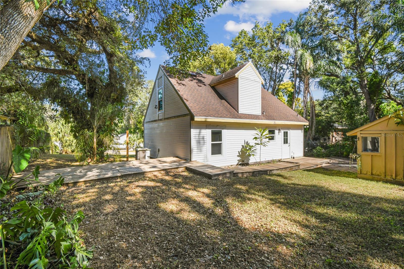 RIVERBEND MANOR - Residential