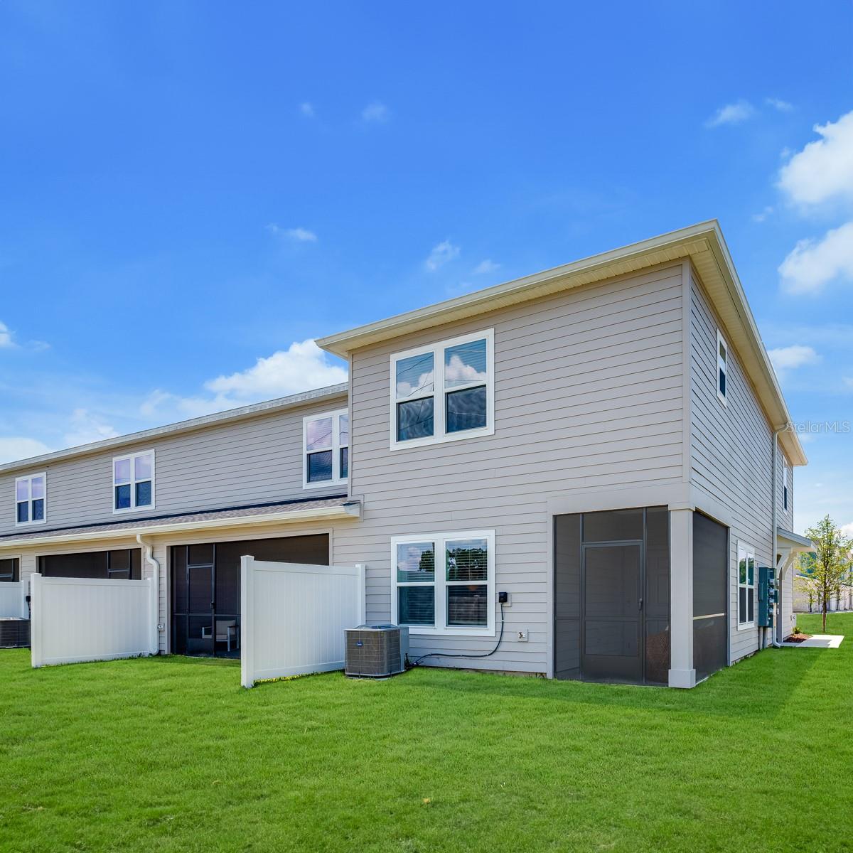 OAK HAMMOCK PRESERVE - Residential