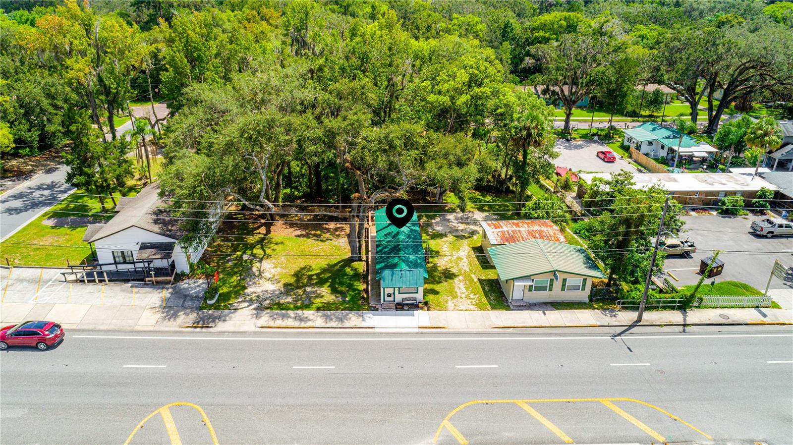 SAXONS ADD TO BROOKSVILLE - Commercial Sale