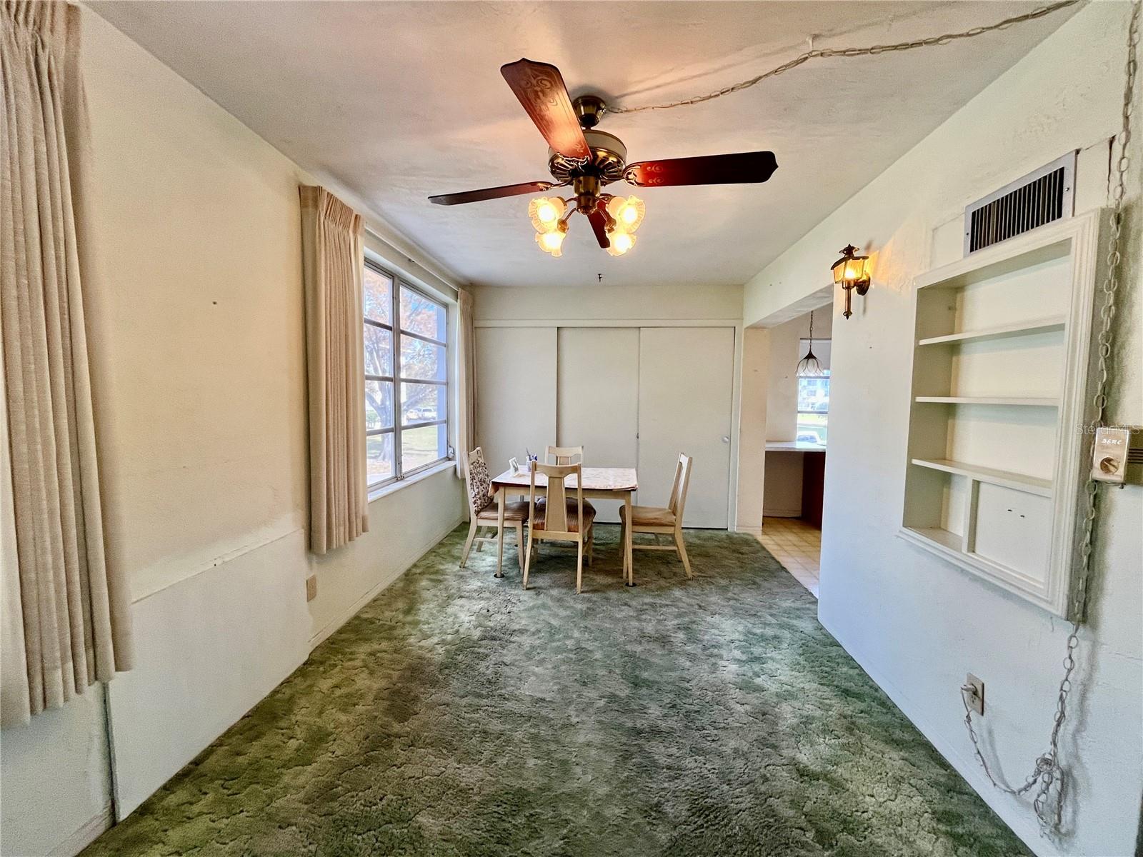 ON TOP OF THE WORLD - Residential