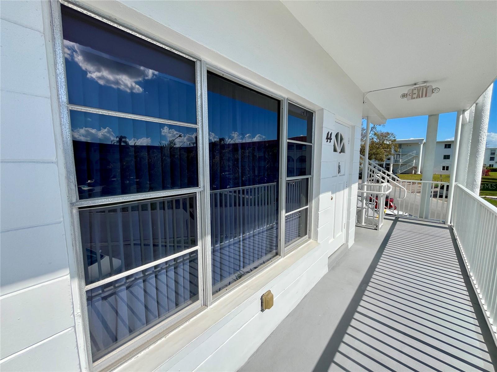 ON TOP OF THE WORLD - Residential