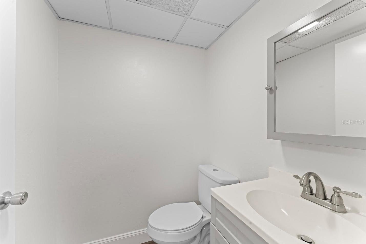 MACFARLANE PARK BLOCKS 11 THRU - Commercial Lease