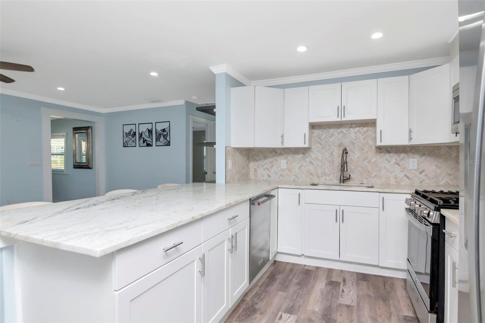 MCLEODS ADD - Residential