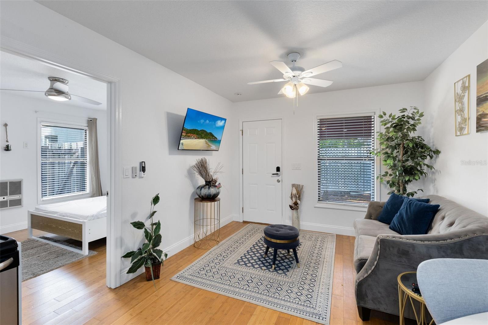 HIGHLAND GROVE - Residential Income