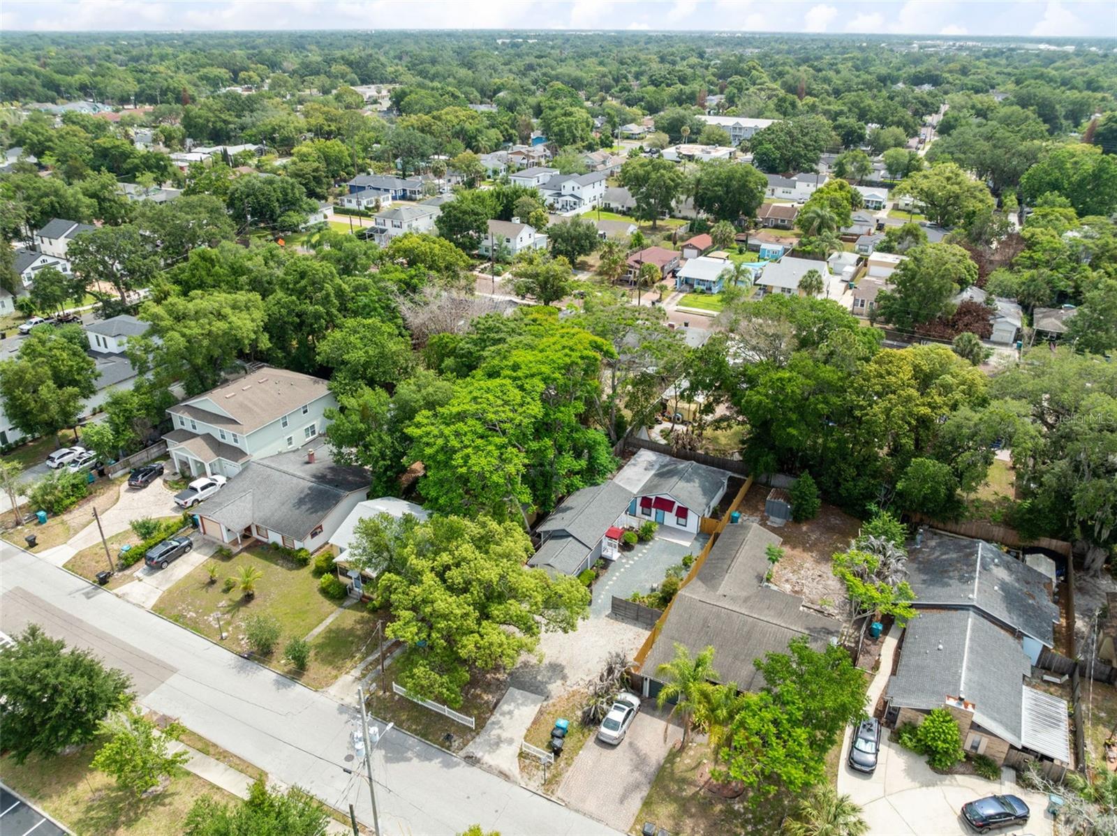 HIGHLAND GROVE - Residential Income