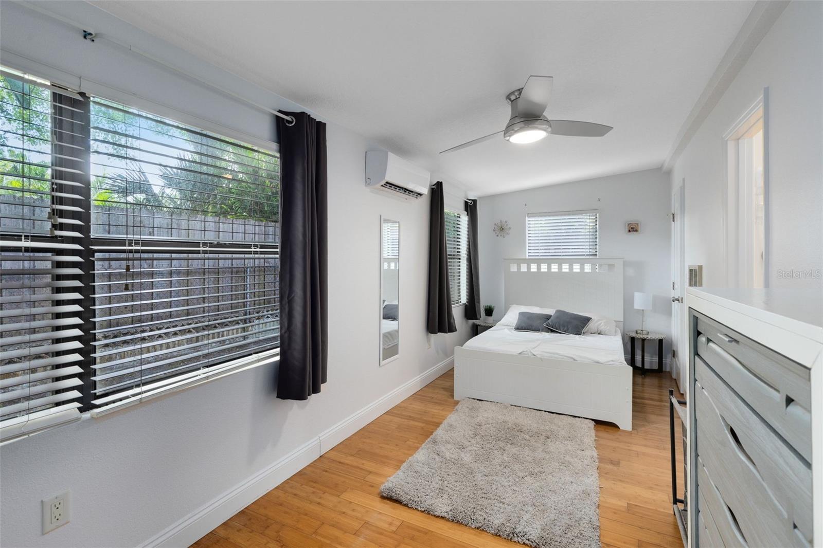 HIGHLAND GROVE - Residential Income