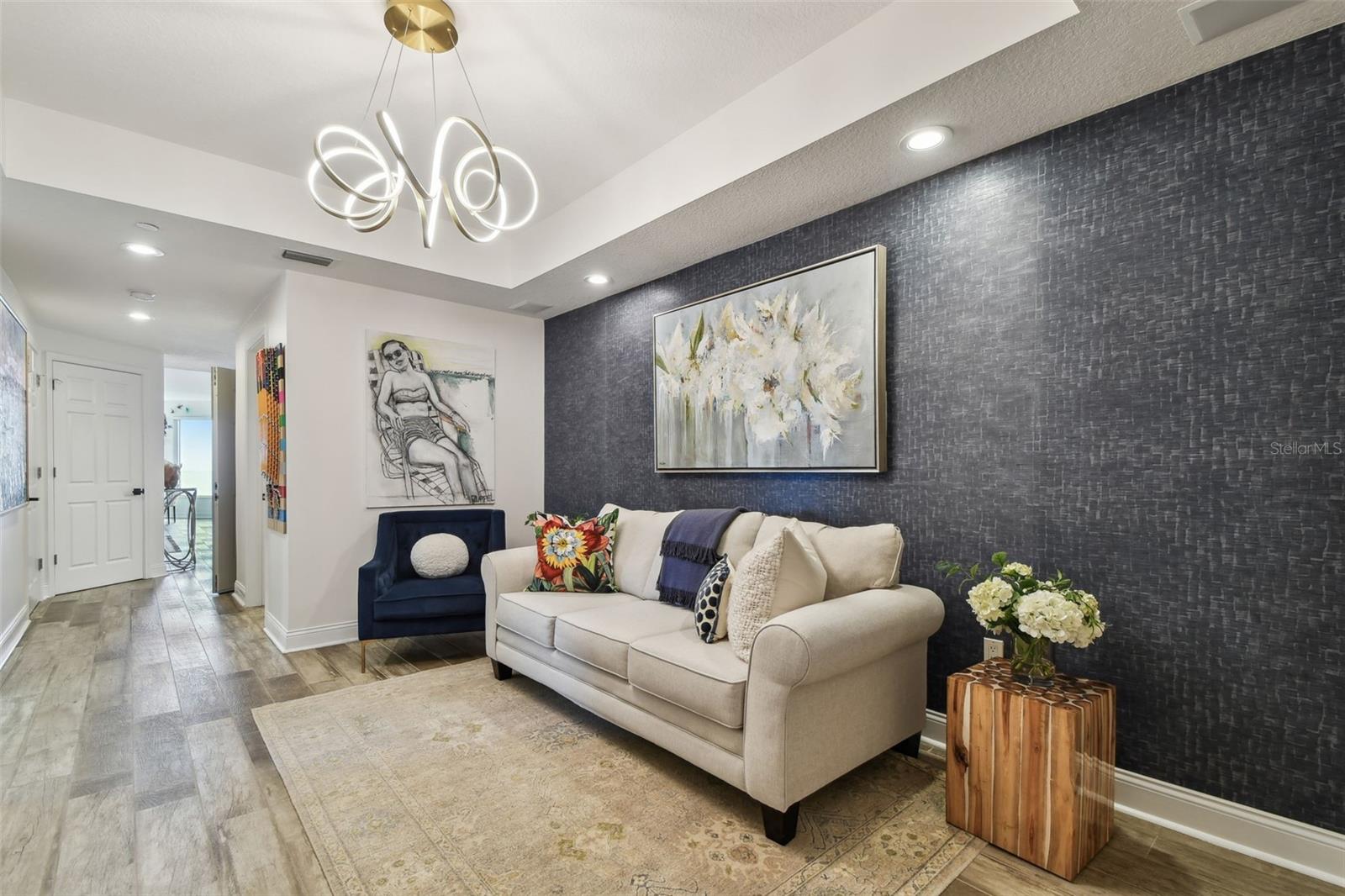 VINOY PLACE CONDO - Residential