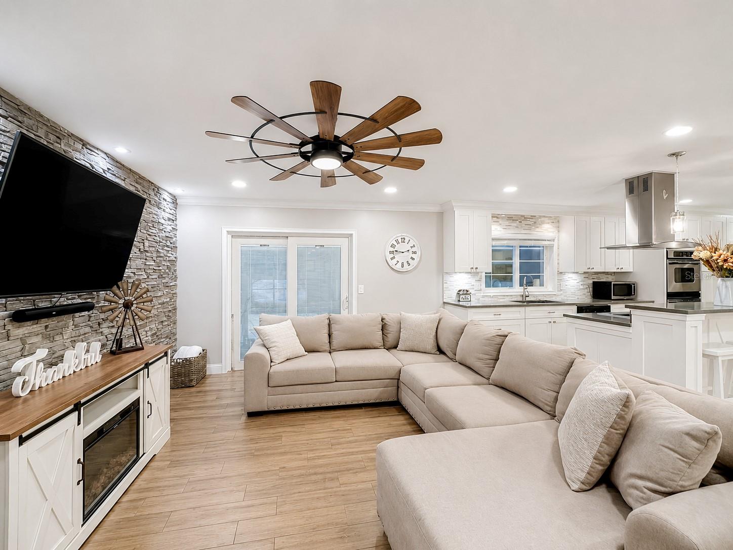 OAK FOREST UNIT 5 - Residential