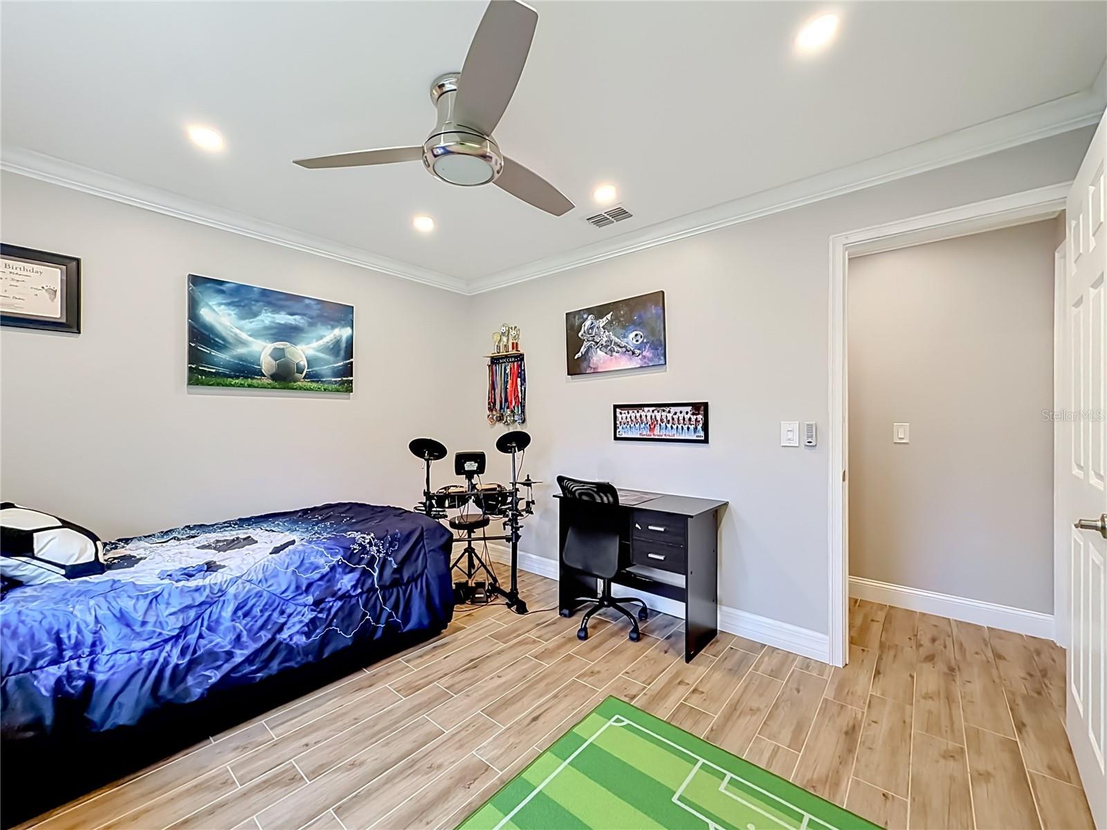 OAK FOREST UNIT 5 - Residential