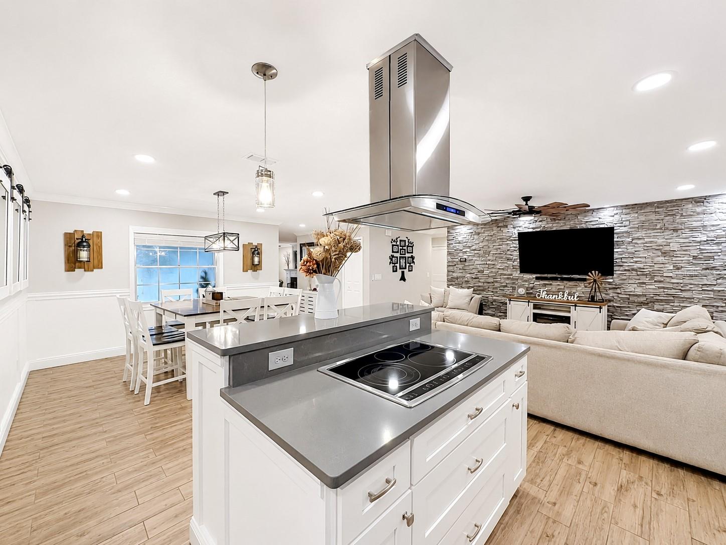 OAK FOREST UNIT 5 - Residential