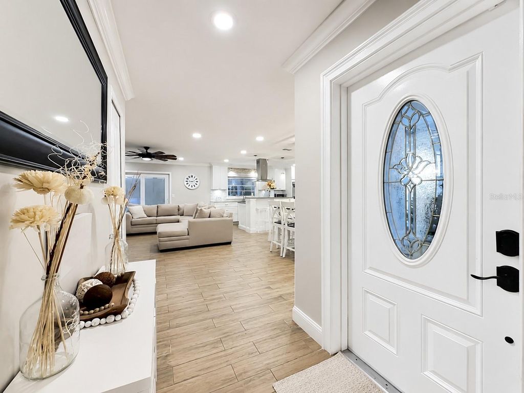 Photo of 965 Papaya Lane, Winter Springs, FL 32708 (MLS # OM724828)
