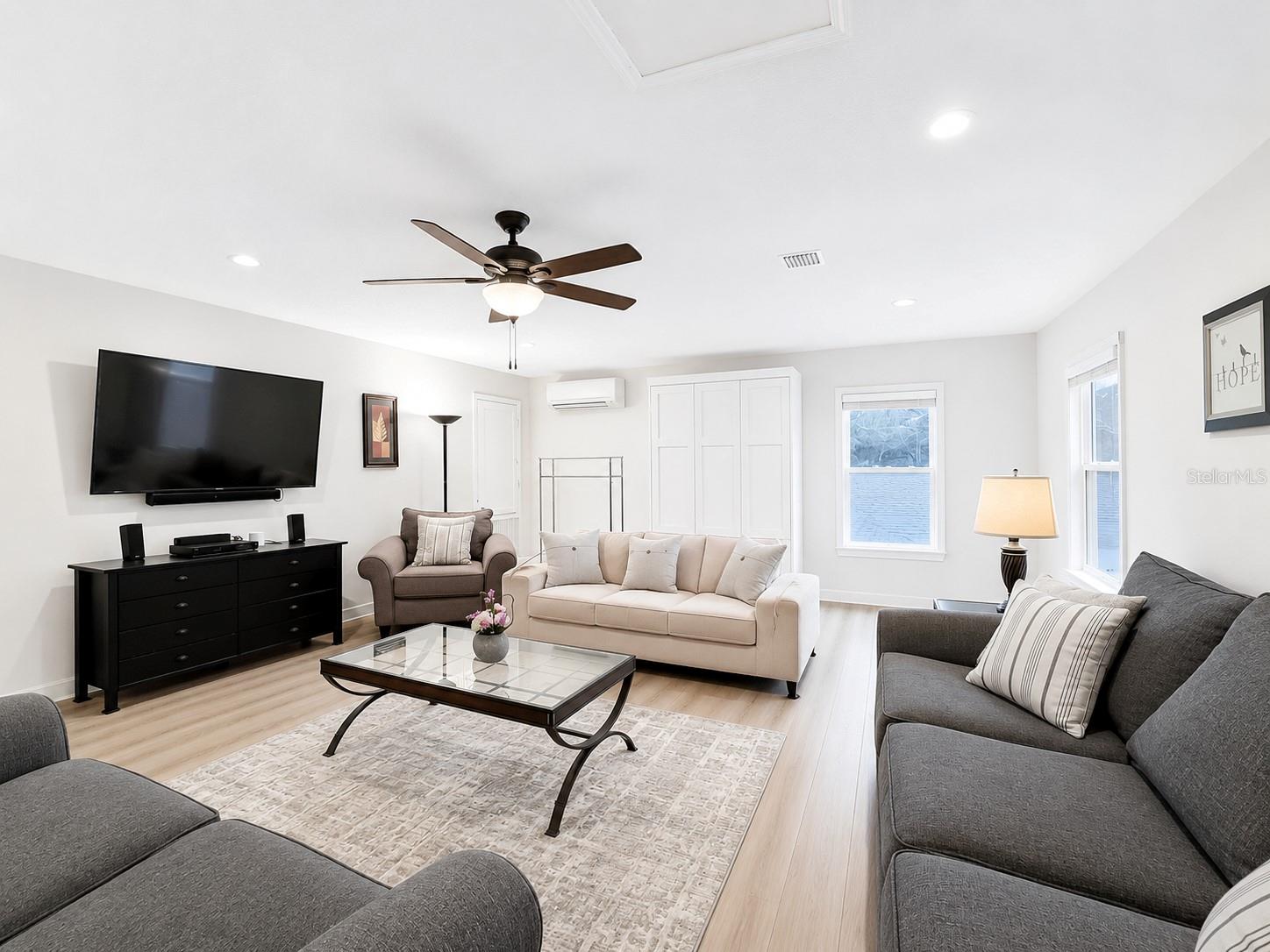 OAK FOREST UNIT 5 - Residential