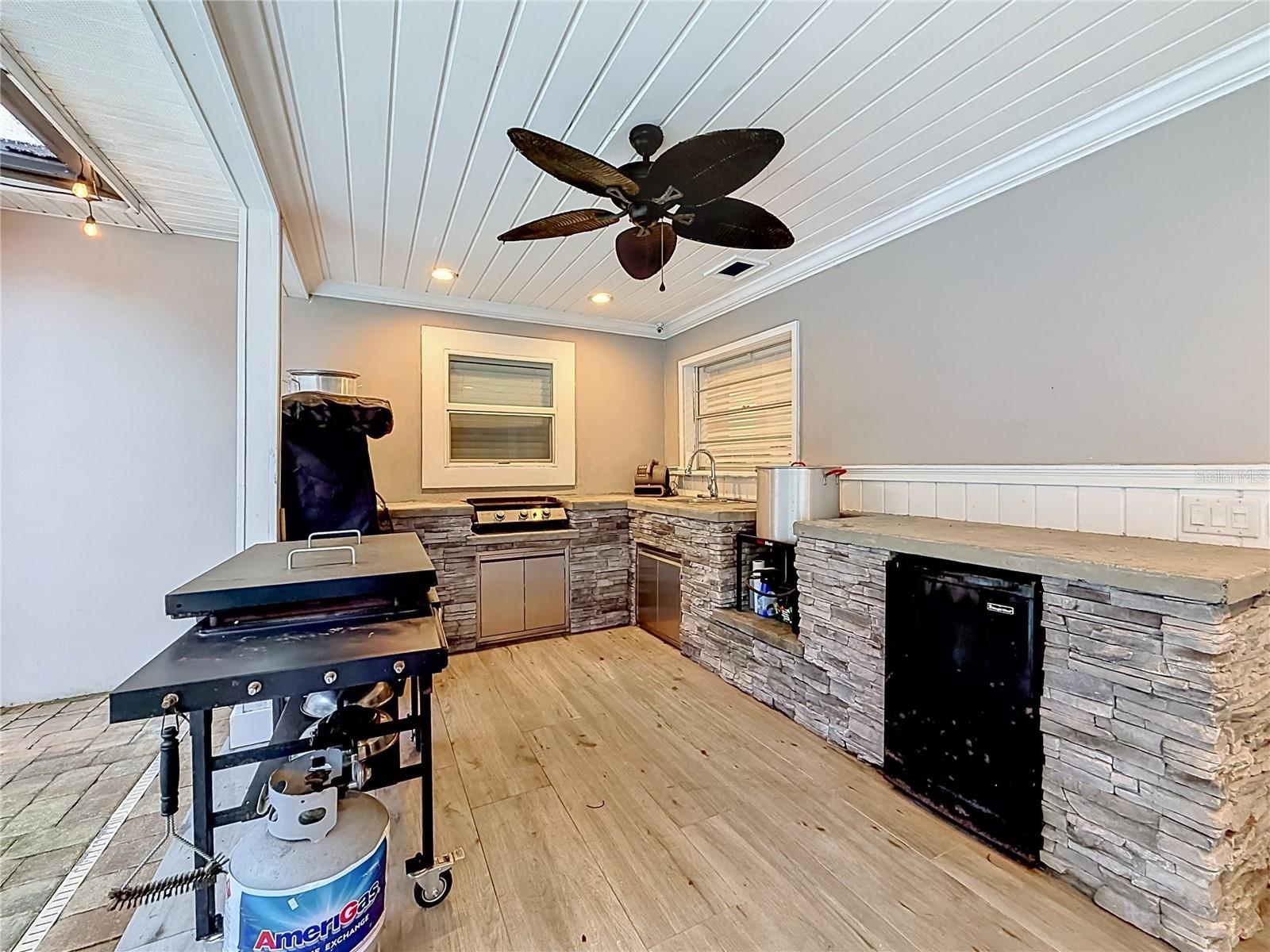 OAK FOREST UNIT 5 - Residential