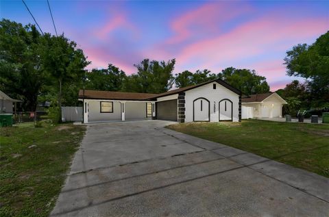 Photo of 7906 N Fremont Avenue, Tampa, FL 33604 (MLS # TB8507549)