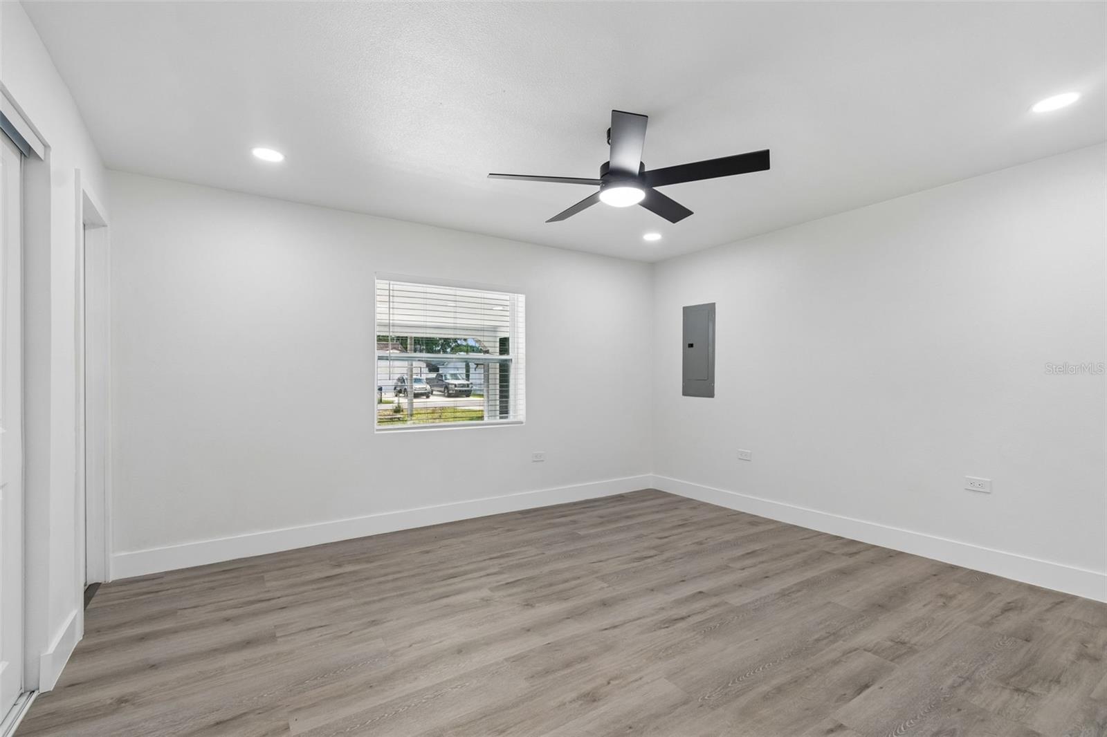 WILMA WEST - Residential