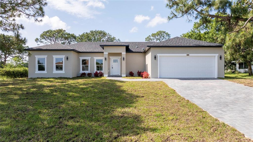 Photo of 7916 Granada Road, Sebring, FL 33876 (MLS # O6394071)