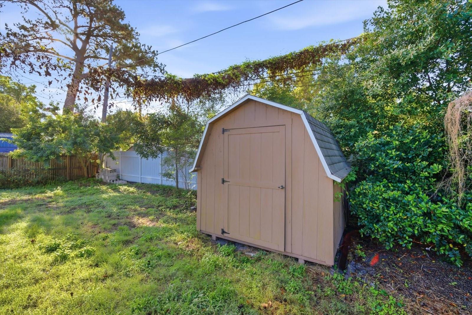 LAKE PINES ESTATES - Residential