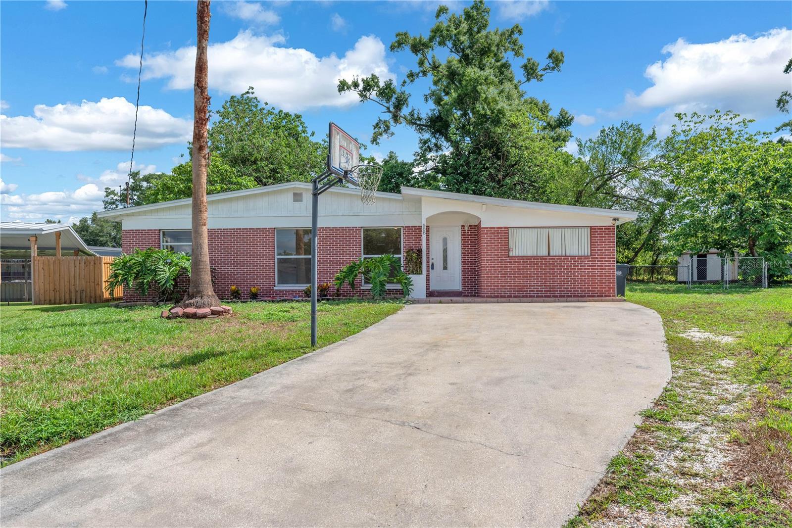 BRANDON TERRACE PARK UNIT 1 - Residential