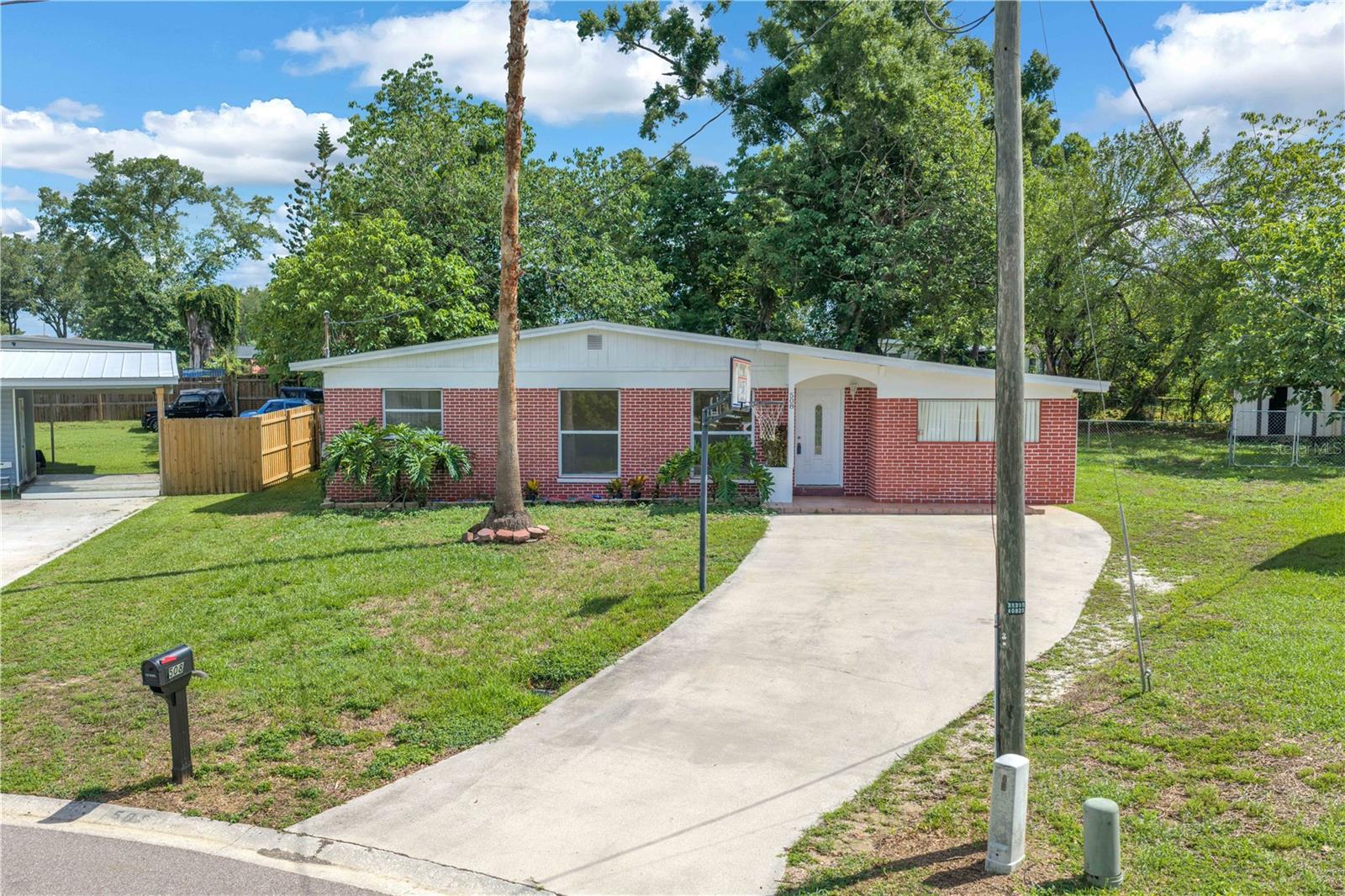 BRANDON TERRACE PARK UNIT 1 - Residential