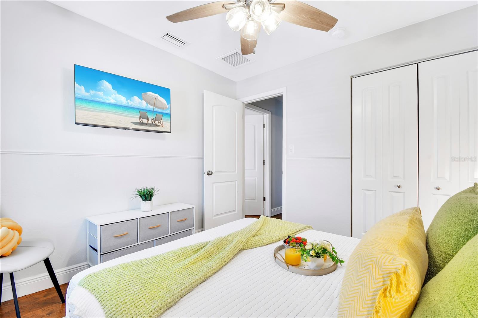 TAMPA SHORES UNIT 7 - Residential