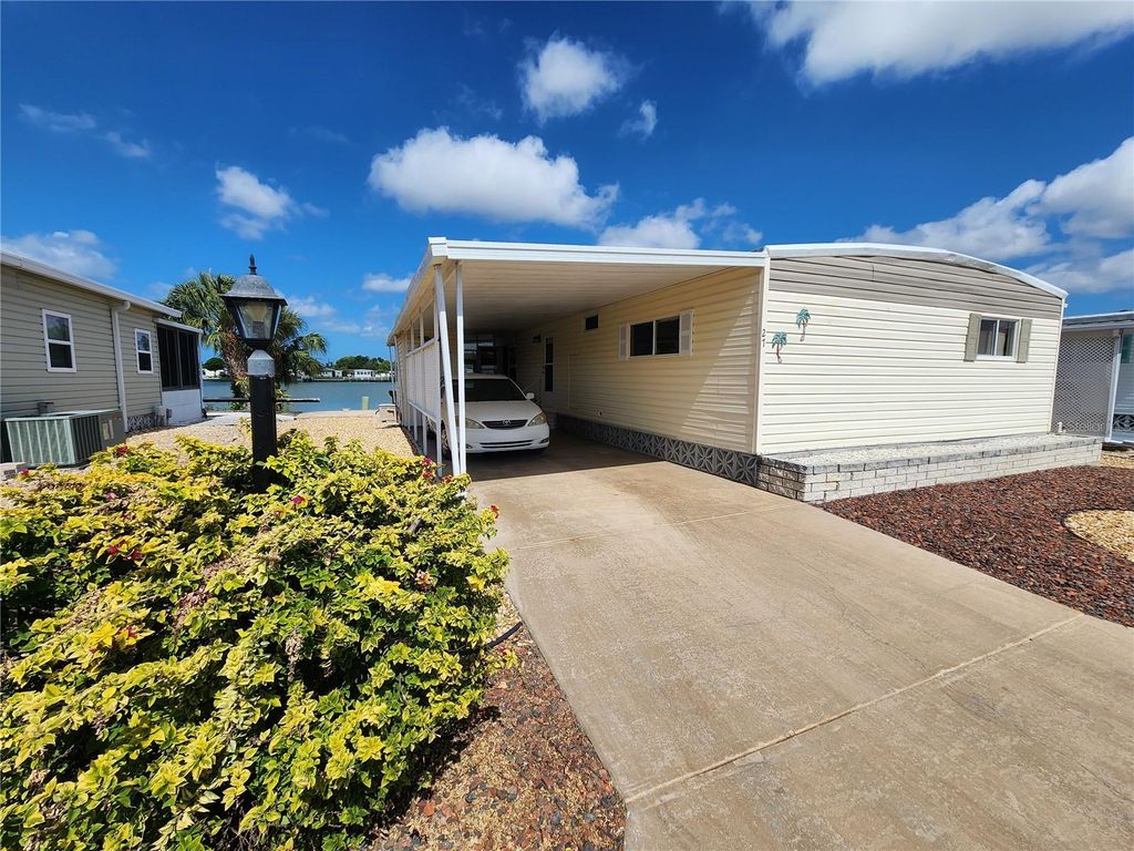 Photo of 808 53rd Avenue E #27, Bradenton, FL 34203 (MLS # A4693926)