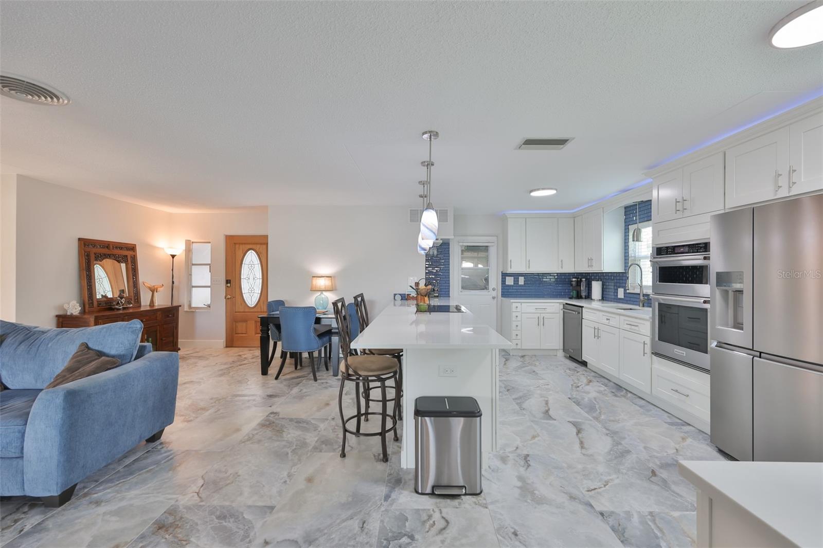 CRYSTAL ISLAND 1ST ADD - Residential