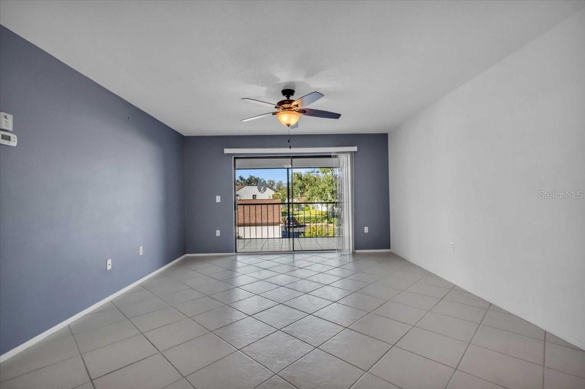 ESTANCIAS OF CAPRI ISLES - Residential