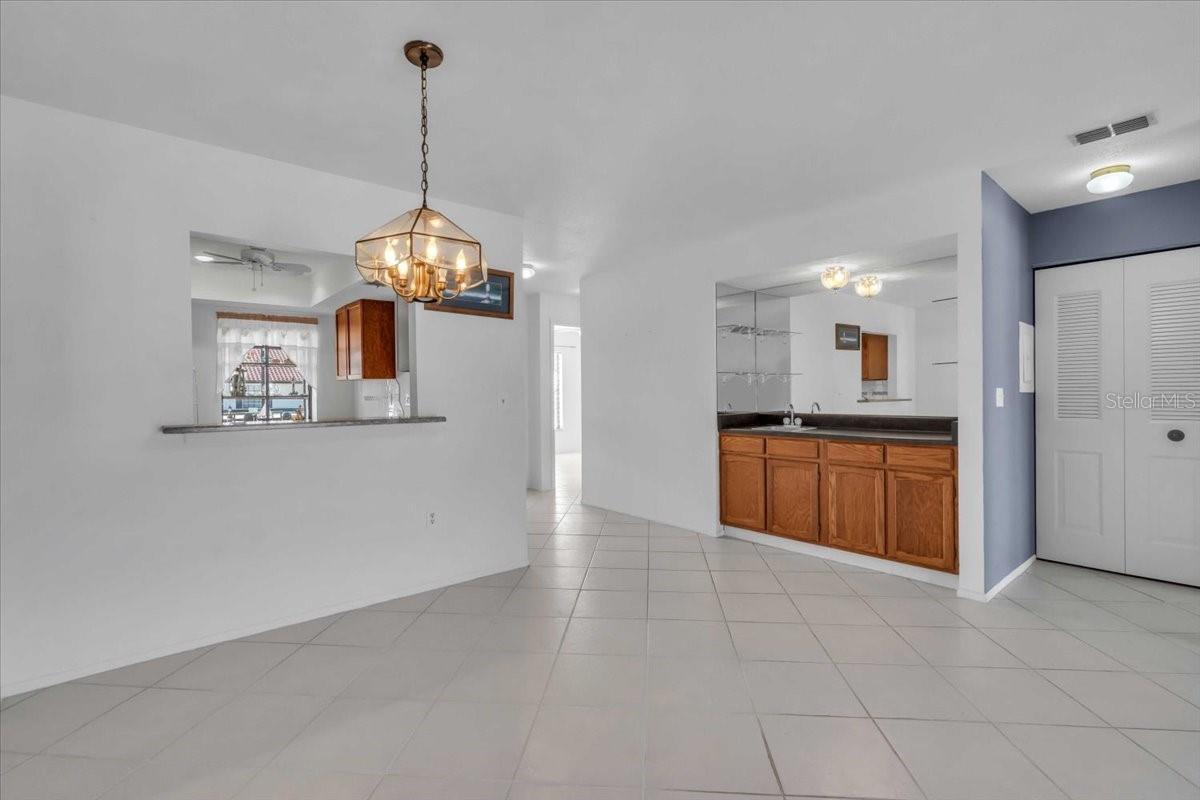 ESTANCIAS OF CAPRI ISLES - Residential