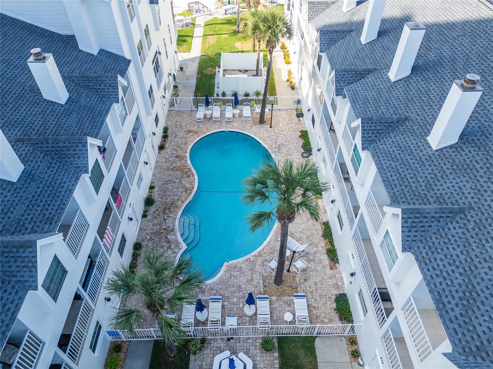 SUNSET REEF - Residential