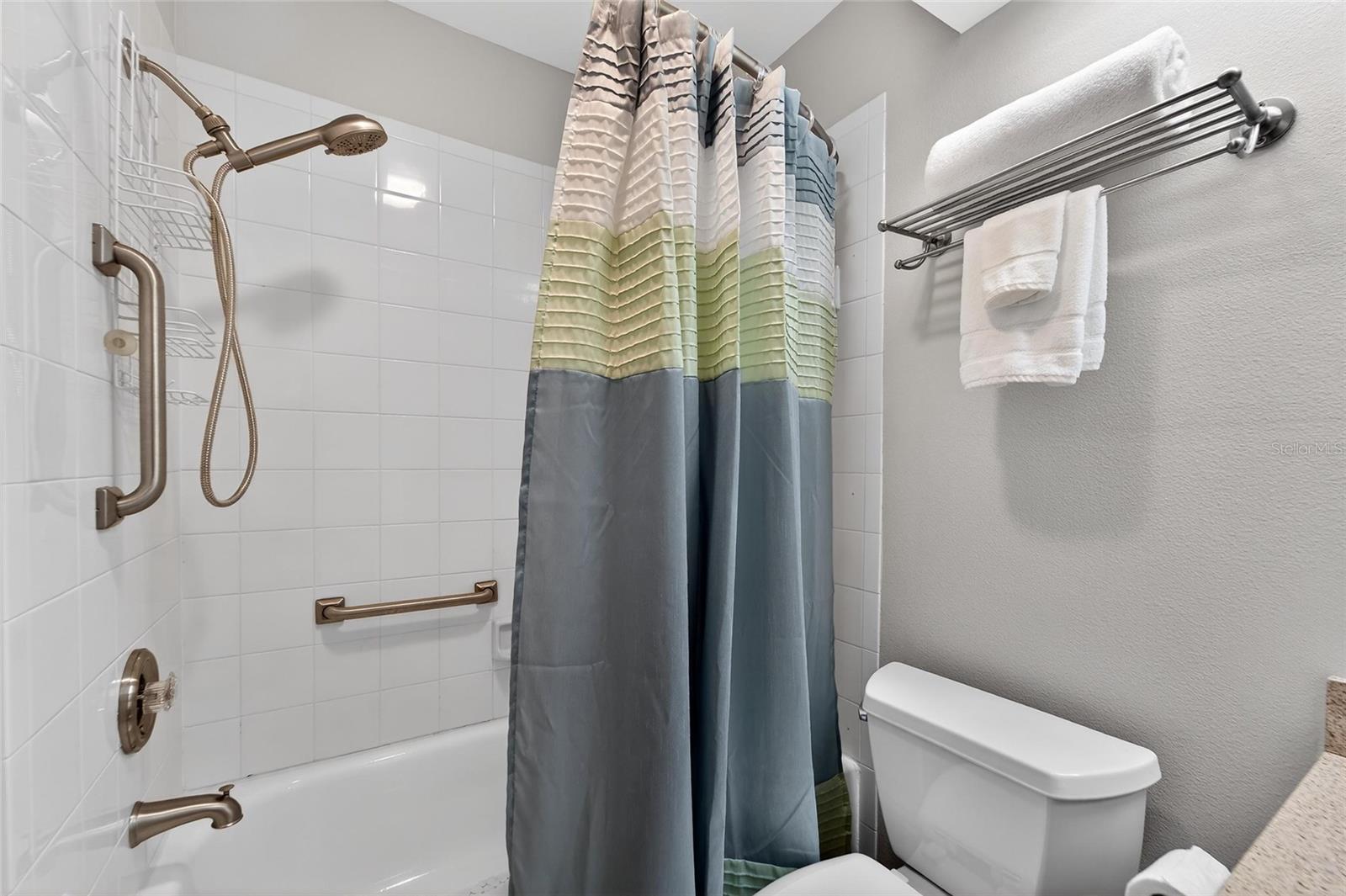 SUNSET REEF - Residential